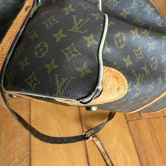 Louis Vuitton Duffle Bag - Picture 8 of 12